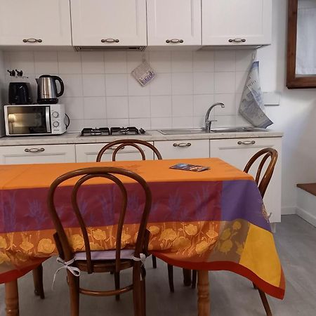 Casa Vacanze "Alcentro" 阿西西 外观 照片
